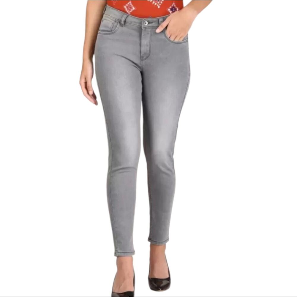 Banana Republic Grey Girlfriend Stretch Straight Leg Comfy Jeans Size 30 10